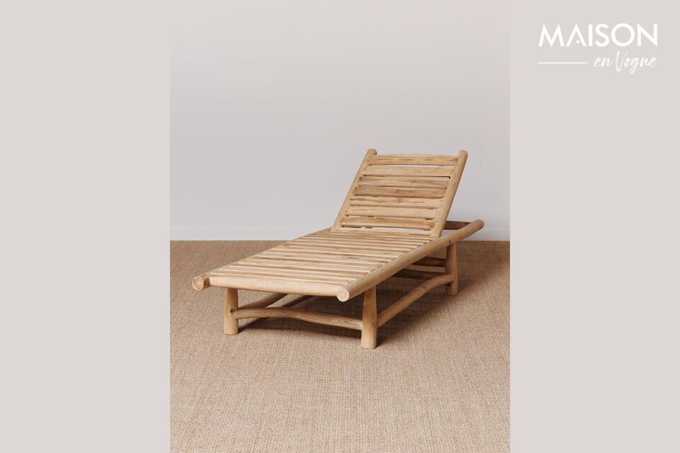 Scoprite il perfetto equilibrio tra funzionalità ed estetica con la nostra chaise longue in teak