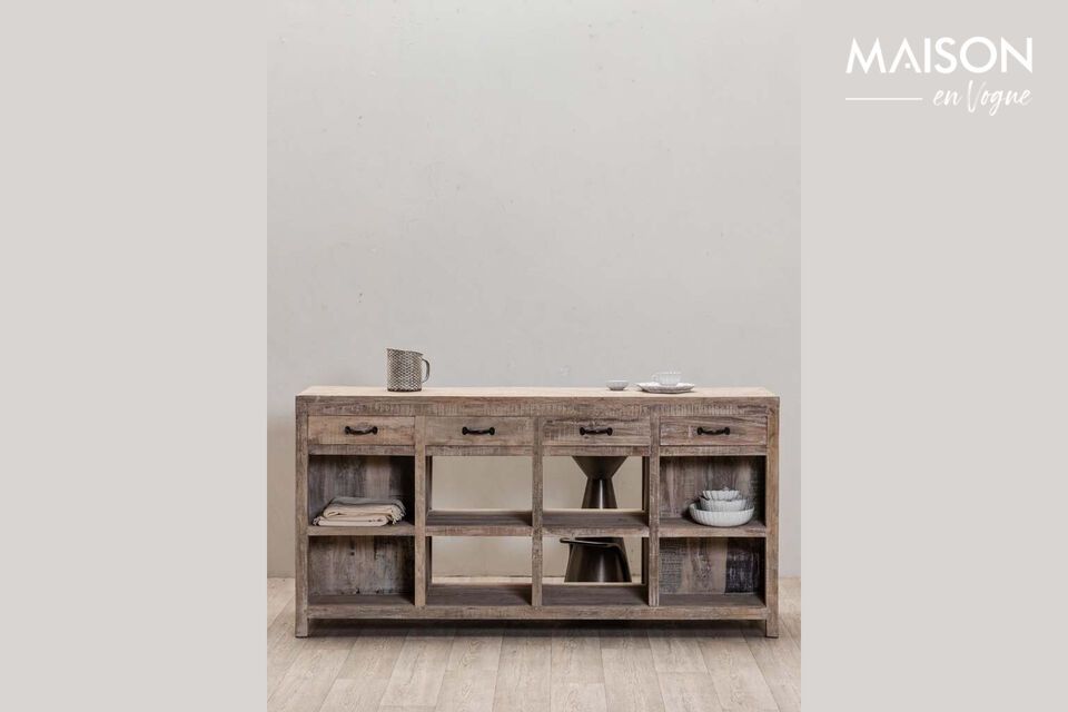 Scoprite lo stile senza tempo con la nostra credenza in legno di recupero sostenibile.