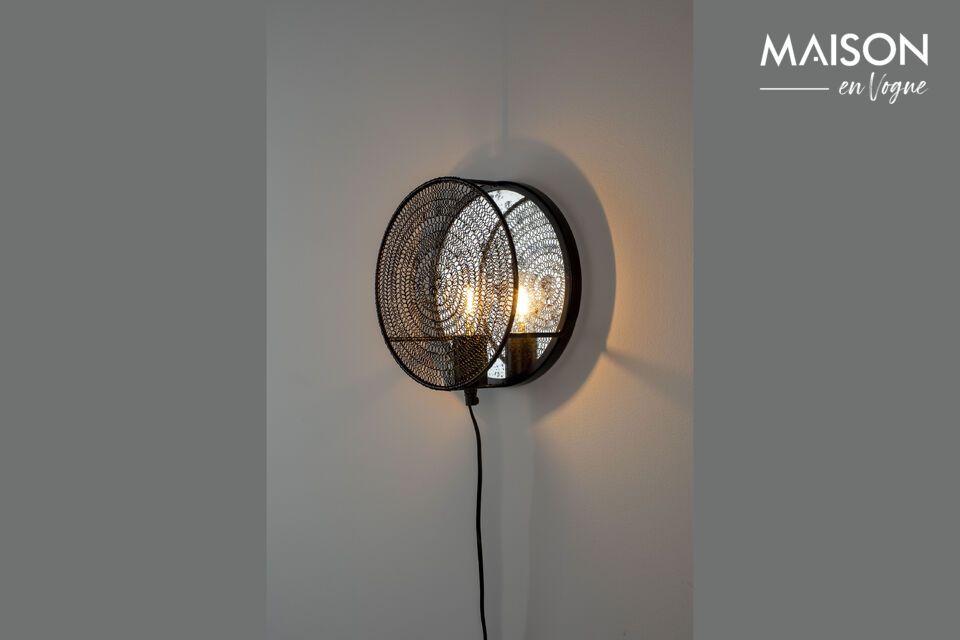 Lampada da parete in metallo nero Lea White Label