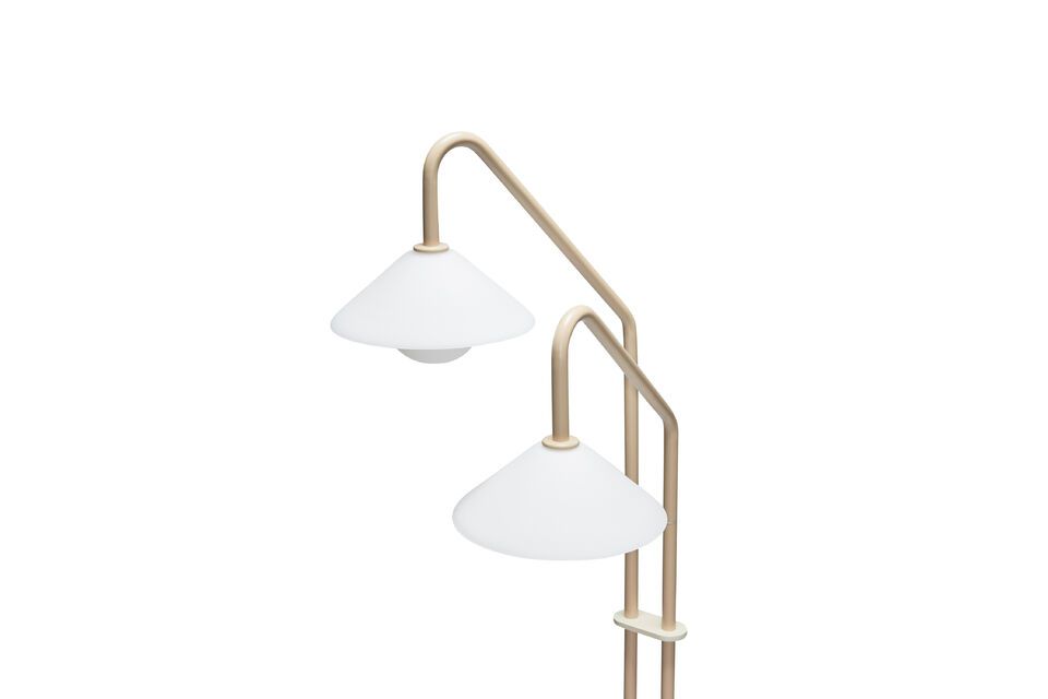 Il suo design in vetro beige crea una luce calda e accogliente