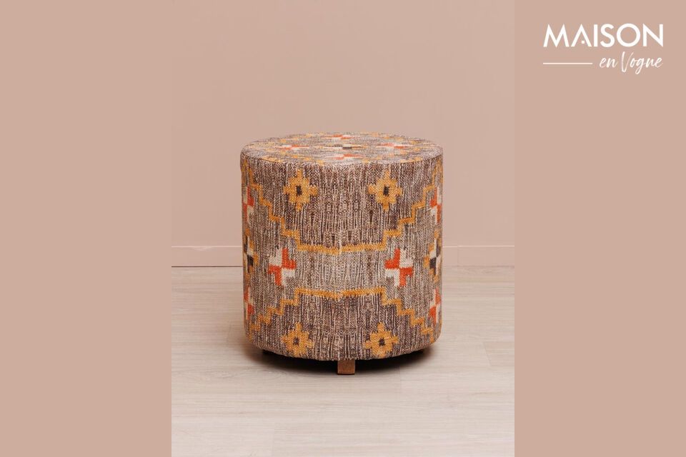 Un pouf in cotone Kilim per il comfort e lo stile.