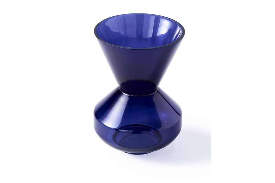 Moderno ed elegante con il nostro vaso di vetro blu.